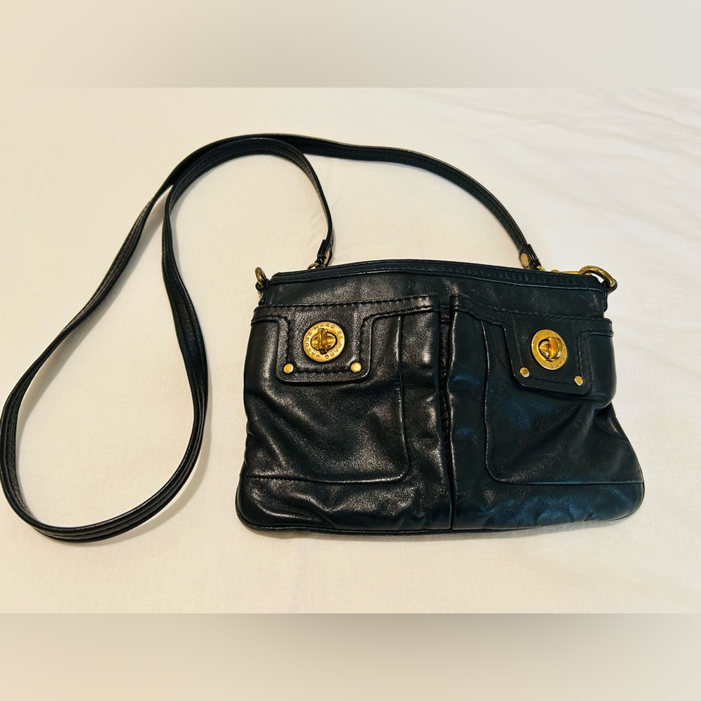 Marc Jacobs Black Leather Shoulder Bag with Gold Hardware